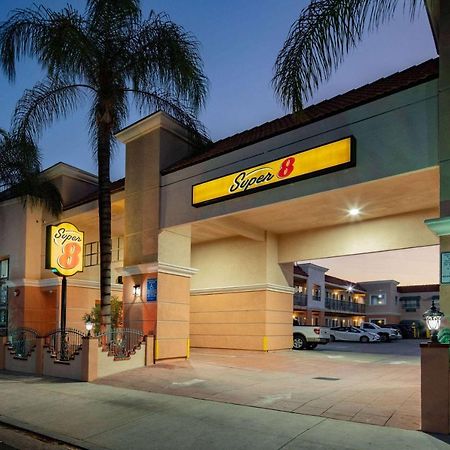 Мотель Super 8 By Wyndham North Hollywood Лос-Анджелес Экстерьер фото